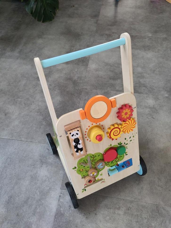 Houten loopwagen met activiteitenpaneel, Kinderen en Baby's, Speelgoed | Babyspeelgoed, Zo goed als nieuw, Overige typen, Ophalen of Verzenden