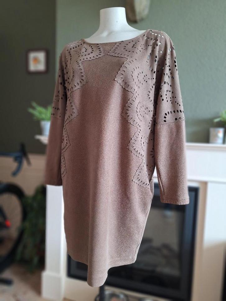 Hale Bob warme leer look jurk of lange trui L, Kleding | Dames, Jurken, Zo goed als nieuw, Maat 42/44 (L), Bruin, Knielengte, Verzenden