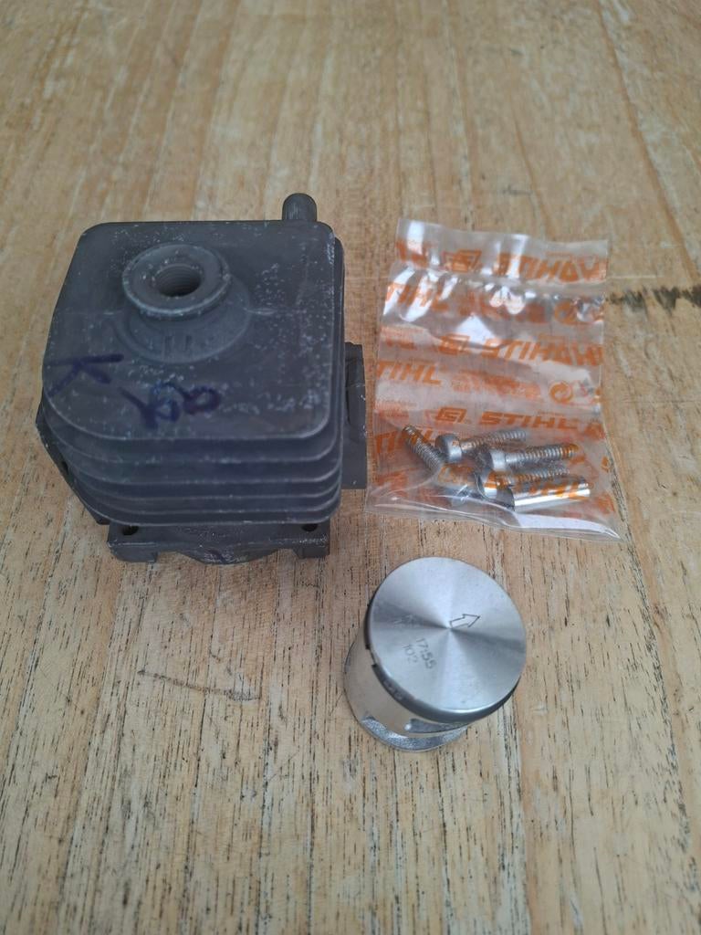 Stihl HS82 cilinder + zuiger Nieuw, Tuin en Terras, Heggenscharen, Ophalen of Verzenden, Nieuw, Benzine, Stihl