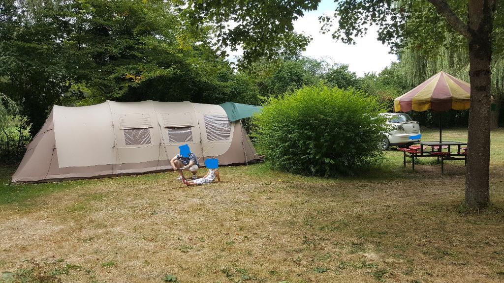 Bardani Villagrande 320, Caravans en Kamperen, Tenten, Ophalen, Gebruikt, Tot en met 4