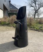 Zwarte emaille kolenkit, Ophalen