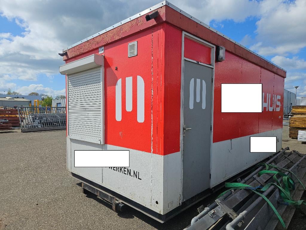 Schaftkeet bouwkeet met slede ( 014 )