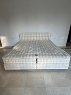 Hästens boxspring 210x210cm creme/wit, Ophalen, Gebruikt, Luxe, tijdloos en ambachtelijke Scandinavische stijl., 210 cm