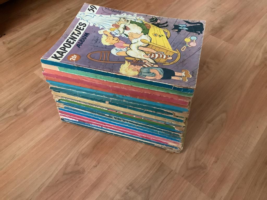 Kapoentjes album 20 oude stripboeken in 1 koop. Jef Nys, Boeken, Stripboeken, Meerdere stripboeken, Ophalen, Gelezen
