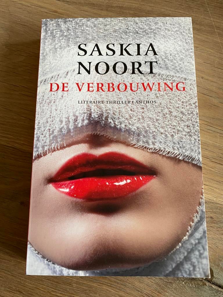 Selma Noort - De verbouwing, Ophalen of Verzenden, Zo goed als nieuw, Selma Noort