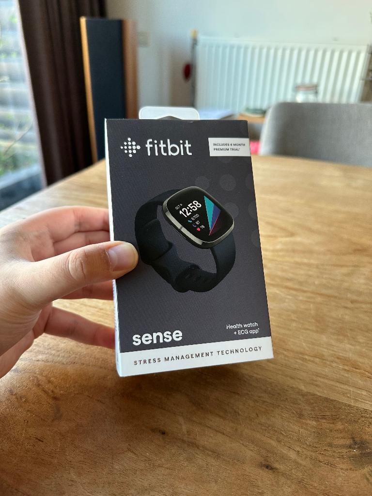 Fitbit Sense Zwart Smartwatch (Nieuw), Sieraden, Tassen en Uiterlijk, Activity trackers, Zwart, IOS, Nieuw, Ophalen of Verzenden