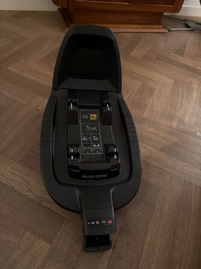 Maxi-Cosi FamilyFix Base Isofix 3 i size  - zeer goede staat, Kinderen en Baby's, Autostoeltjes, Gebruikt, Ophalen of Verzenden