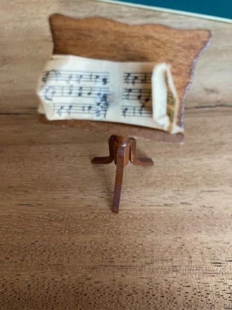 Poppenhuis houten muziekstandaard, Verzamelen, Ophalen of Verzenden, Zo goed als nieuw, Poppenhuis