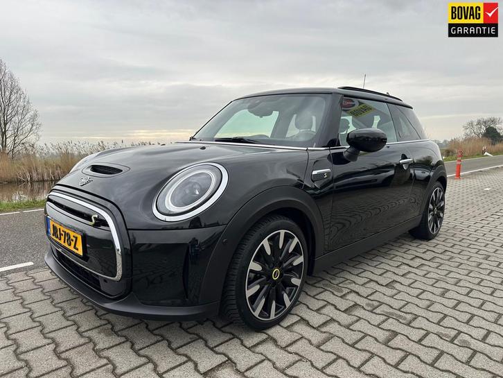 Mini Mini Electric Cooper Se Yours 33 kWh, Panorama dak, Led, Auto's, Mini, Bedrijf, Te koop, Cooper, ABS, Achteruitrijcamera