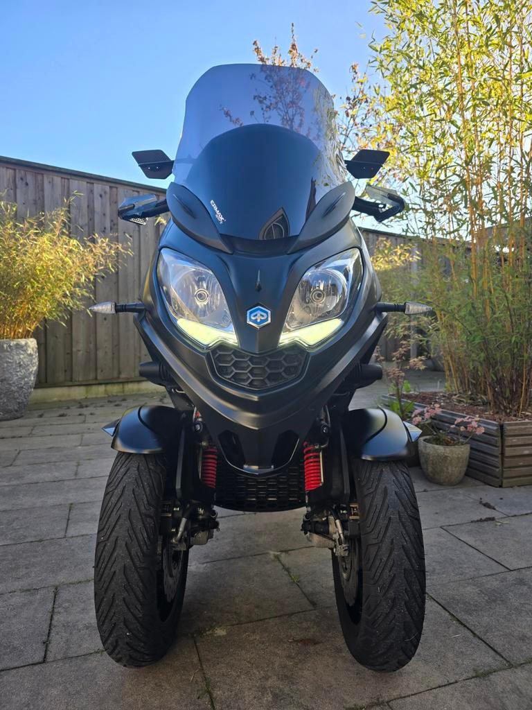 Piaggio MP3 300 HPE Sport 2021 – 16.935 km – perfecte staat, Ophalen