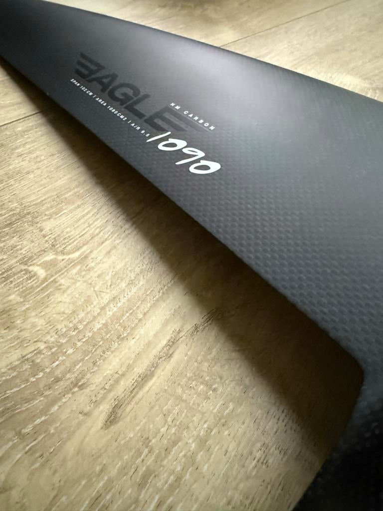 F-One Eagle 1090 HM Carbon plane met 170 DW monobloc stab, Ophalen of Verzenden, Zo goed als nieuw
