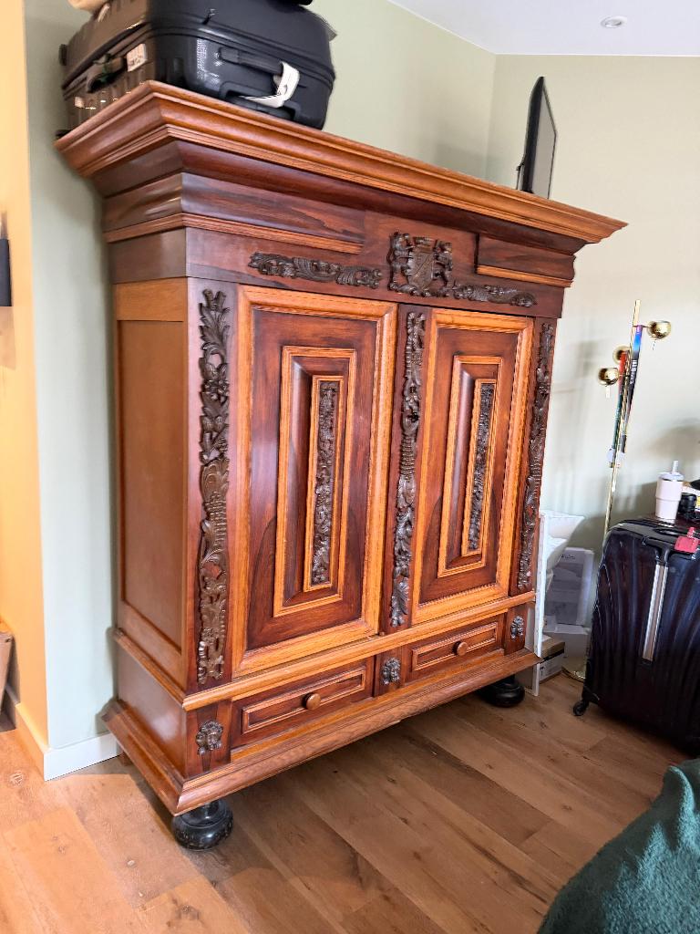 ANTIEKE DEKENKAST | Oud-Hollands | Houtsnijwerk | Amsterdam, Ophalen