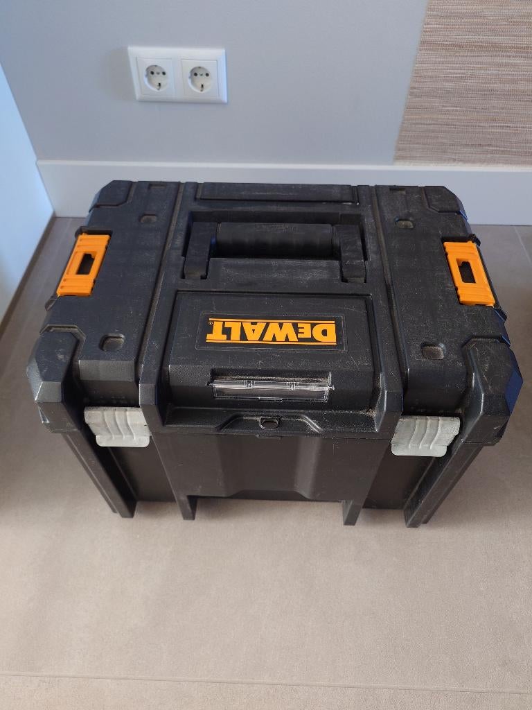 Dewalt koffer tstak, Ophalen, Gebruikt