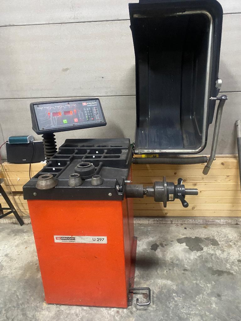 Facom Balanceer machine, Auto diversen, Autogereedschap, Ophalen, Gebruikt