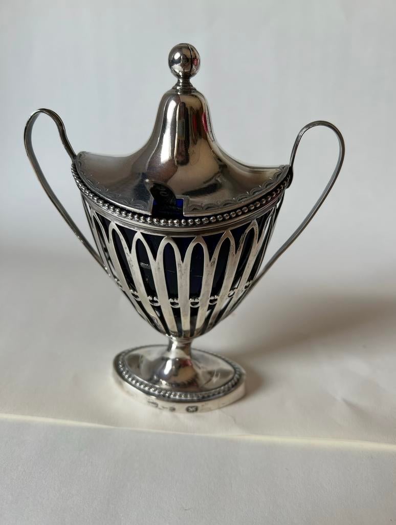 Zilveren mosterdpot Gerardus H Nieuwenhuyzen 1805 Leiden, Antiek en Kunst, Ophalen of Verzenden