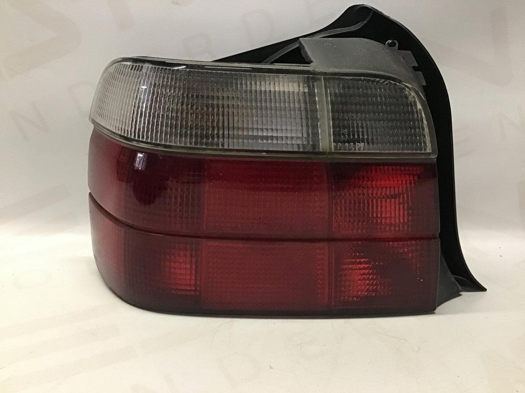 Achterlicht links BMW E36 compact 9402924, Auto-onderdelen, Verlichting, BMW, Gebruikt, Ophalen of Verzenden