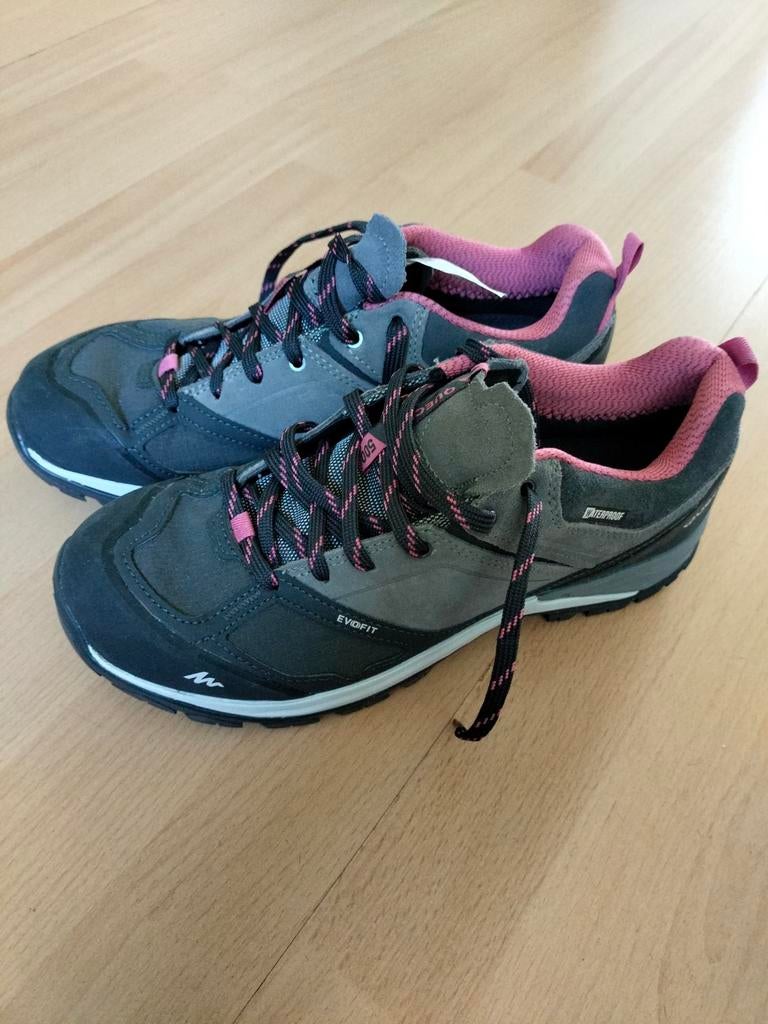Wandelschoenen, Sport en Fitness, Bergsport en Wandelen, Ophalen of Verzenden, Zo goed als nieuw, Schoenen