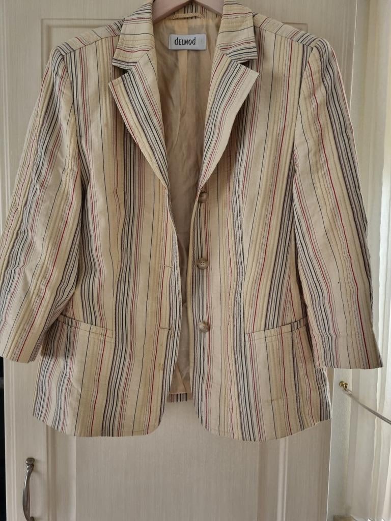 Mooie creme delmod blazer jasje m 38, Maat 38/40 (M), Beige, Delmod, Ophalen of Verzenden