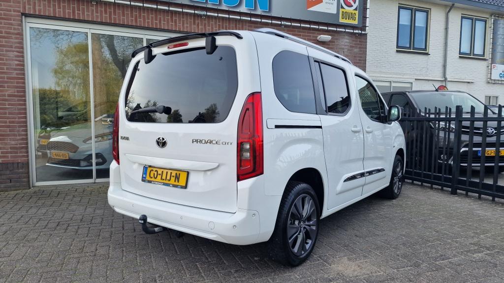 Toyota PROACE CITY Verso 1.2 Turbo Dynamic Automaat 7 Pers,, Auto's, Toyota, Stof, Gebruikt, 1199 cc, 7 stoelen
