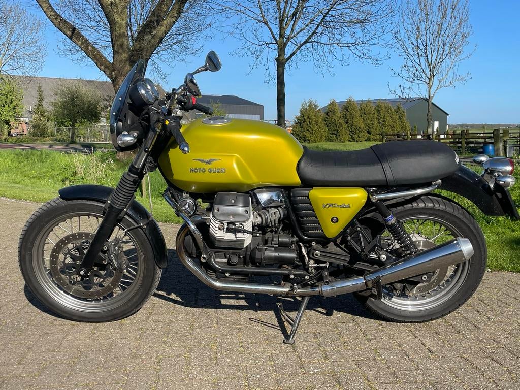 Moto Guzzi V7 Cafe Classic - Unieke Retro Stijl, 750 cc, Cardan-aandrijving, 2 cilinders, Gebruikt