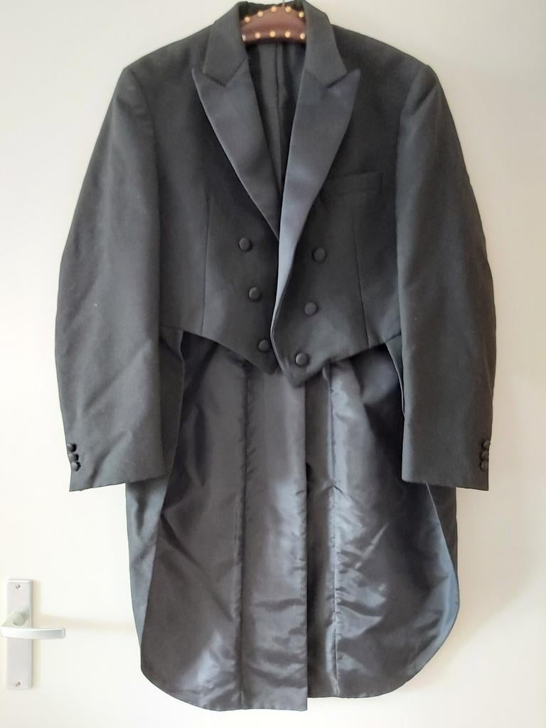 Heren zwarte slipjas maat 52, Kleding | Heren, Kostuums en Colberts, Ophalen of Verzenden, Zo goed als nieuw, Maat 52/54 (L), Zwart