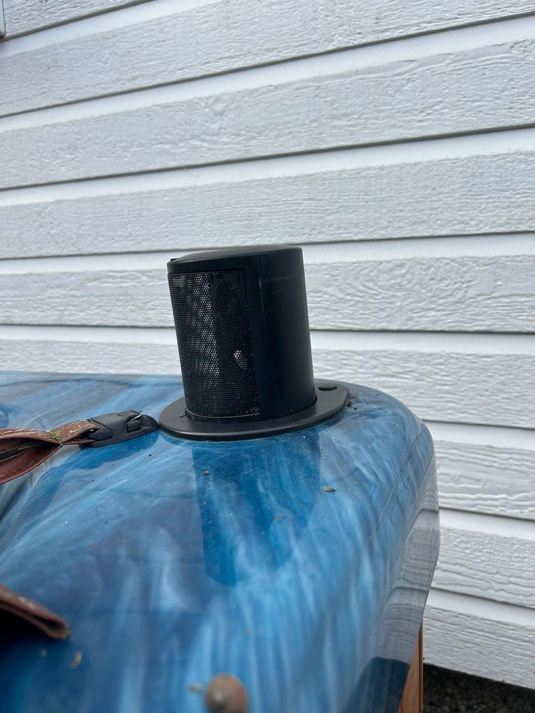 Goed werkende jacuzzi met kleine lekkage, Ophalen, Gebruikt, Afdekzeil, Vast