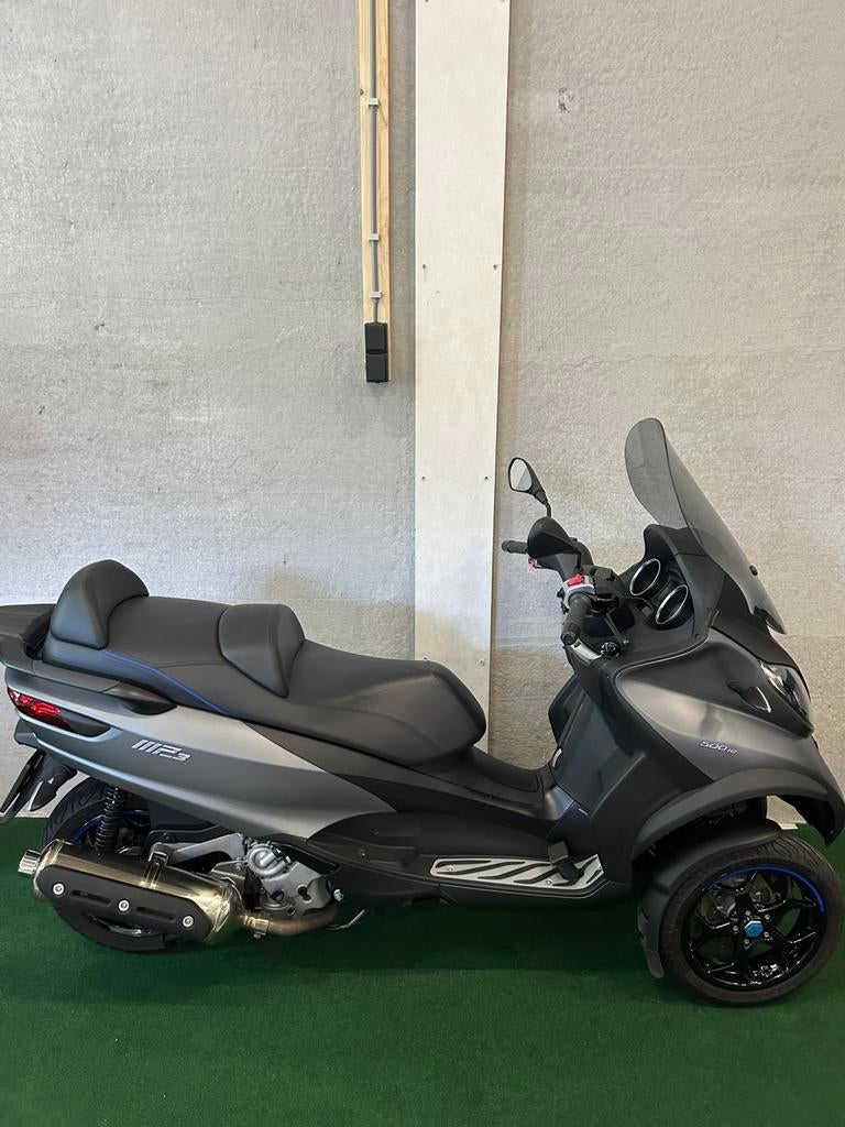 Piaggio MP3 500 Nieuwstaat ! 4200km,voetrem,Nw achterband, Ophalen, Overige modellen, Piaggio, Piaggio