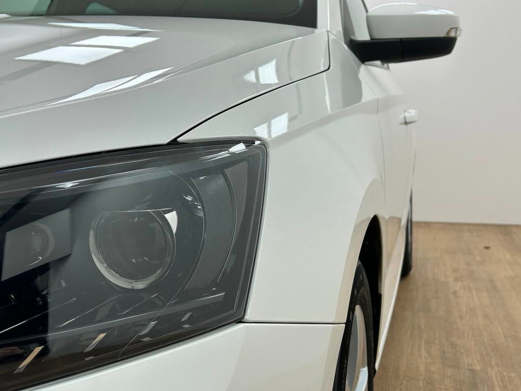 Skoda Fabia Combi Occasion 1.2 TSI Style | Wit | Tweedehands, Auto's, Stof, Wit, 1100 kg, Geïmporteerd