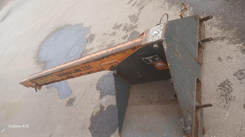 Hefarm - telescoop arm - hijsjuk - jib - heftruck- juk, Ophalen, Zo goed als nieuw