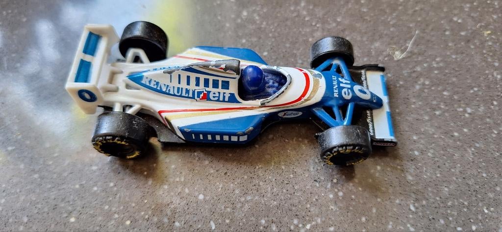 Matchbox Formula 1 1993 Renault Elf auto, Hobby en Vrije tijd, Modelauto's | Overige schalen, Ophalen of Verzenden, Gebruikt, Auto