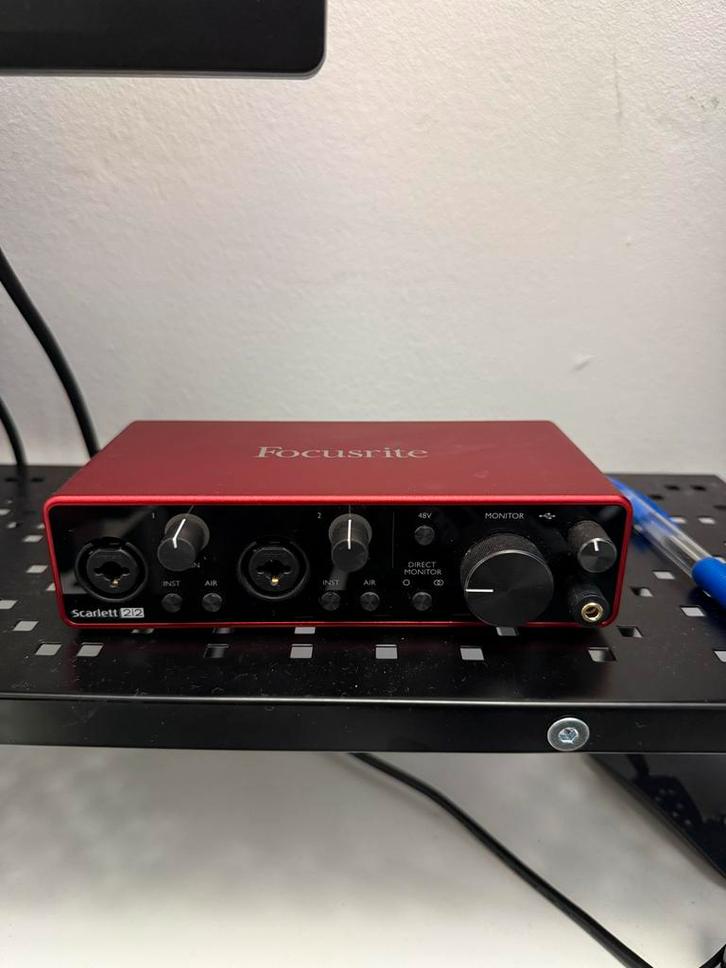 Focusrite Scarlett 2i2 3rd Gen Audio Interface, Muziek en Instrumenten, Mengpanelen, Gebruikt, Minder dan 5 kanalen, Microfooningang