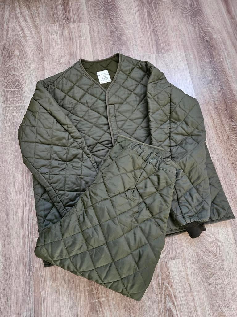 Kl nl leger Isolatie / thermokleding set, Verzamelen, Militaria | Algemeen, Ophalen of Verzenden, Landmacht, Nederland, Kleding of Schoenen