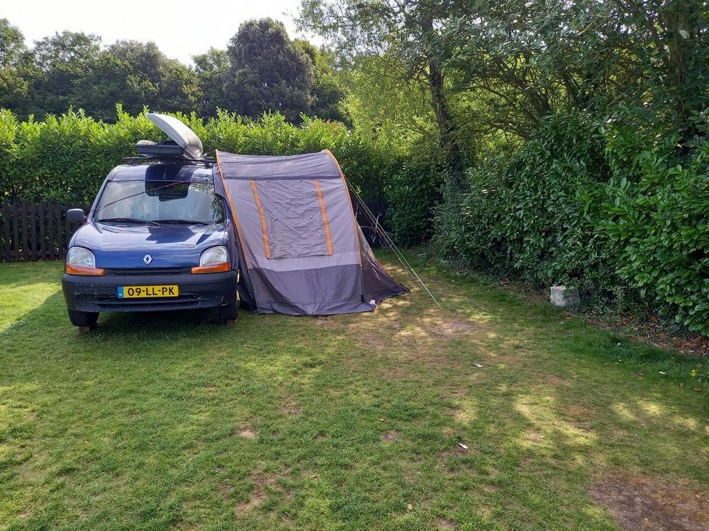Renault Kangoo kampeer auto met tent, dakkoffer, fietsenrek, Ophalen, Tot en met 2