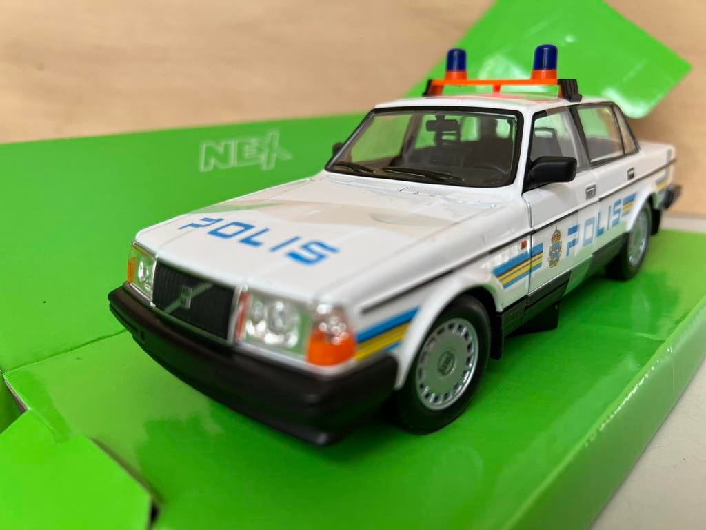 Volvo type 240 GL Polis ., Hobby en Vrije tijd, Ophalen of Verzenden, Nieuw, Auto, Welly