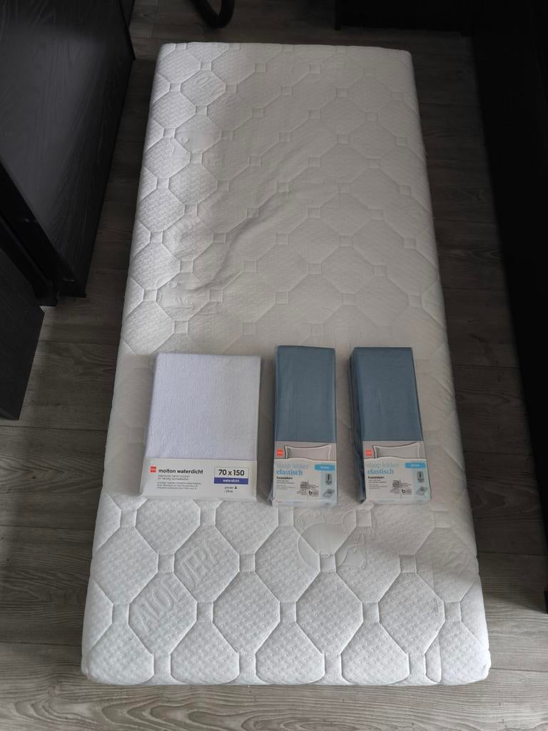 Matras peuterbed 70x150x10 cm incl. molton & hoeslakens, Ophalen, Gebruikt, 190 cm of minder, Matras