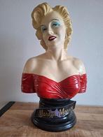 Buste Marilyn Monroe, Ophalen