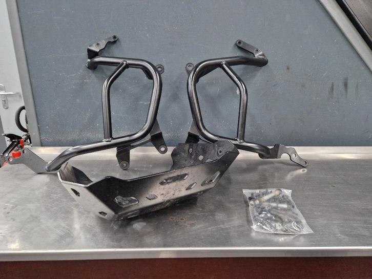 Valbeugels met skidplate set Yamaha Tracer 9, Motoren, Accessoires | Overige, Gebruikt, Ophalen of Verzenden