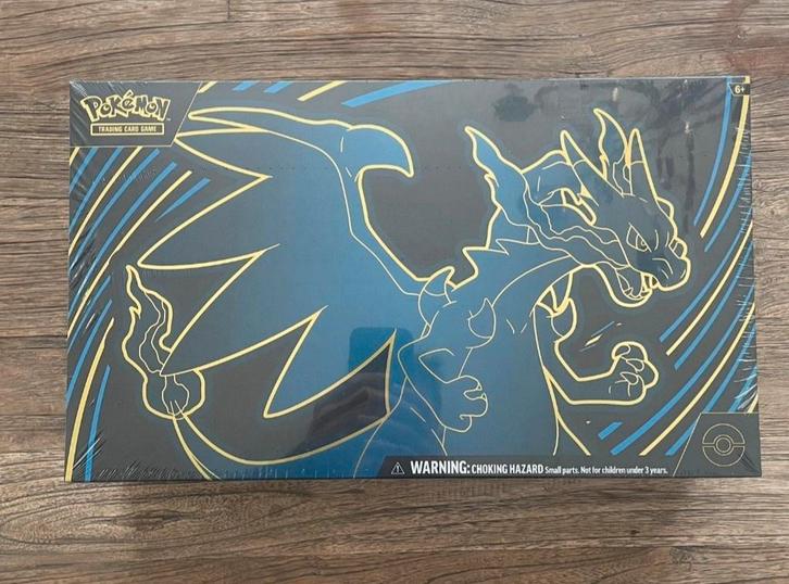 Mega Charizard UPC, Hobby en Vrije tijd, Verzamelkaartspellen | Pokémon, Nieuw, Overige typen, Foil, Ophalen of Verzenden