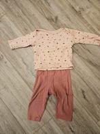 Pyjama setjes en boxpakje maat 62 / 68 , meisje, Kinderen en Baby's, Babykleding | Maat 62, Meisje, Ophalen of Verzenden, Zo goed als nieuw