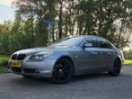 BMW 5 Serie 530i Executive (bj 2004, automaat), Auto's, BMW, Automaat, Gebruikt, 2000 kg, Bedrijf