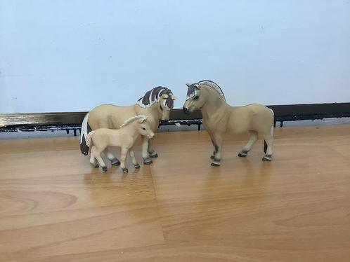 Schleich fjorden familie OOK LOS TEKOOP, Verzamelen, Dierenverzamelingen, Zo goed als nieuw, Beeldje of Figuurtje, Paard, Ophalen of Verzenden