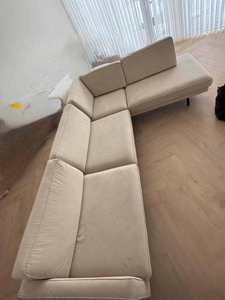 Prachtige beige velvet hoekbank, Huis en Inrichting, Banken | Bankstellen, Gebruikt, Hoekbank, Vierpersoons of meer, 300 cm of meer