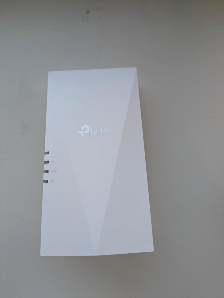 TP-Link WiFi Repeater - Strong signal (Amazon: 45 Euros), Computers en Software, Routers en Modems, Zo goed als nieuw, Router