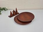 Vintage Mid-Century teakhout cruet set en twee bordjes., Ophalen of Verzenden, ., ., .
