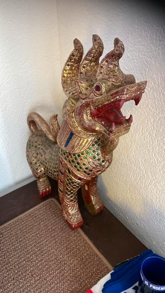 Houten beeld 65cm uit thailand handgemaakt weegt 6,5 kilo, Antiek en Kunst, Kunst | Beelden en Houtsnijwerken, Ophalen of Verzenden
