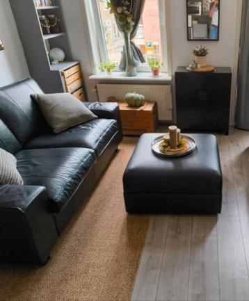ikea kivik bank echt leer +vallentuna poef met opbergruimte - afbeelding 1