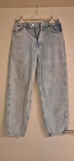 Bershka barrel jeans zgan,  loose fit, Ophalen of Verzenden, Zo goed als nieuw, Meisje, Broek
