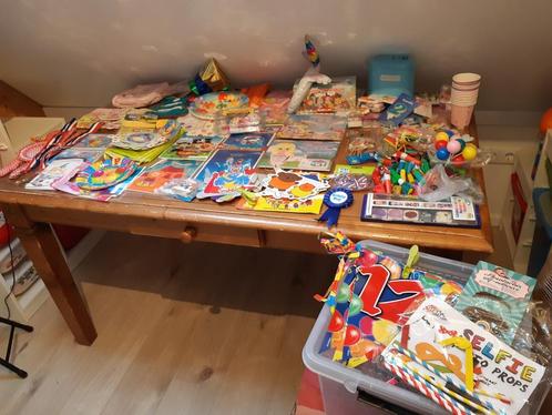 Verjaardagsversiering, traktaties ed, grote partij, 1-12 jr, Kinderen en Baby's, Overige Kinderen en Baby's, Zo goed als nieuw
