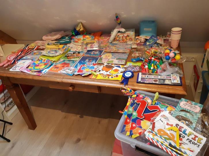 Verjaardagsversiering, traktaties ed, grote partij, 1-12 jr, Kinderen en Baby's, Overige Kinderen en Baby's, Zo goed als nieuw