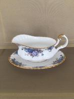 Royal Albert  MOONLIGHT ROSE SAUSKOM MET SCHOTEL, Antiek en Kunst, Antiek | Servies los, Ophalen of Verzenden